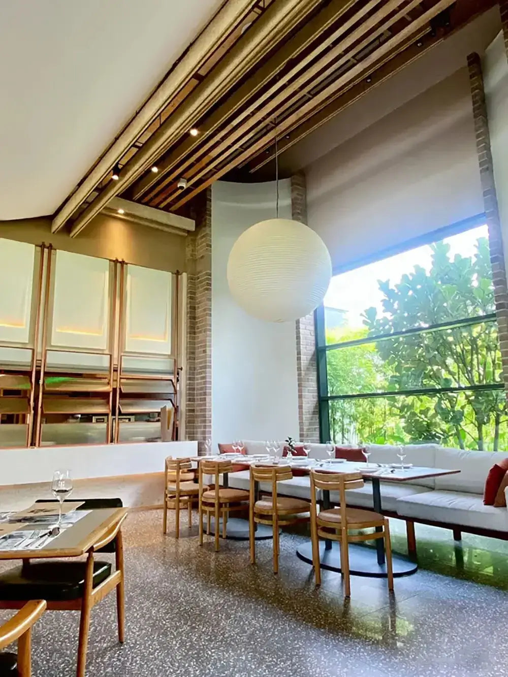 Akari 100A Pendant Light