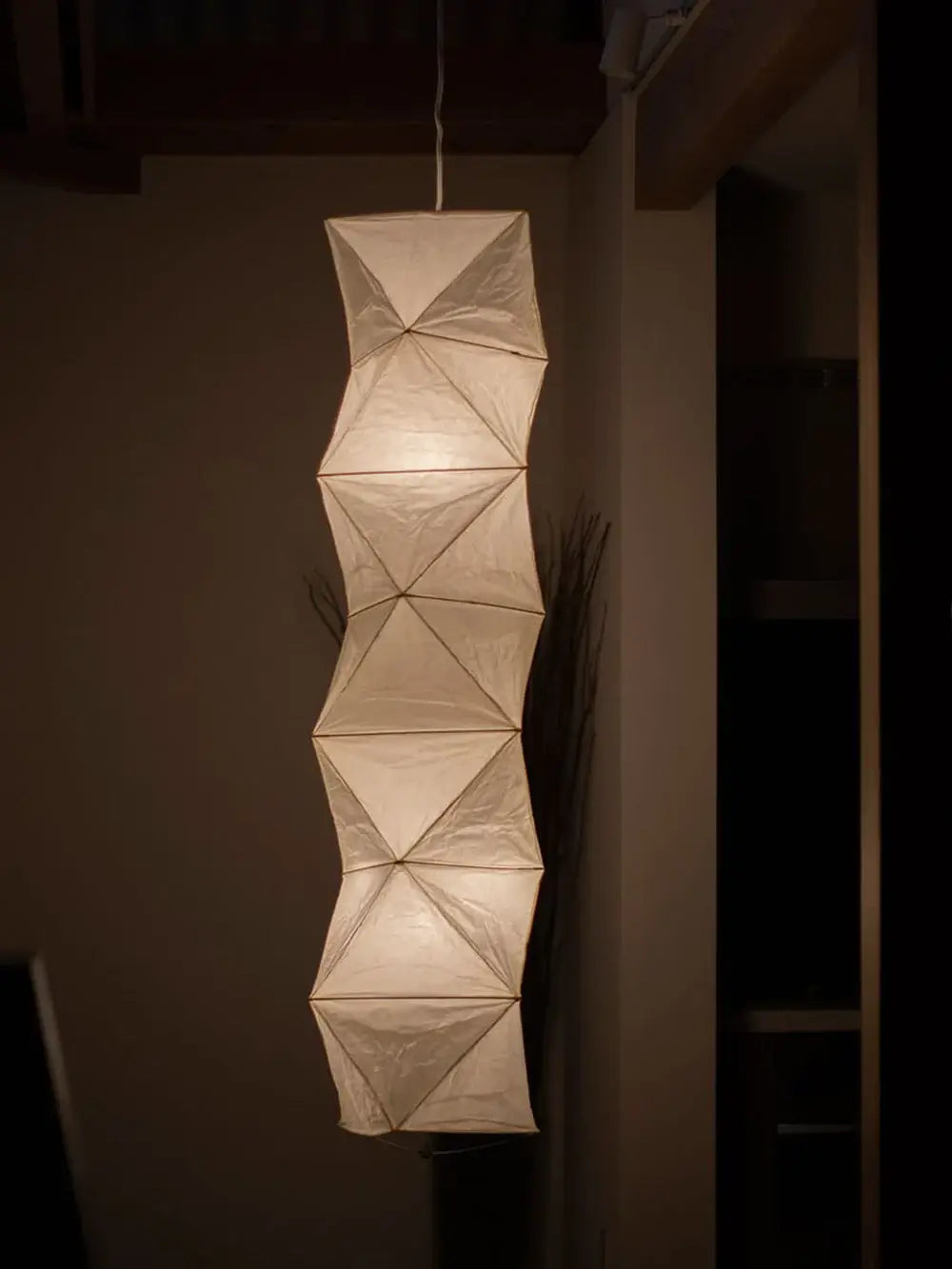 Akari L8 Pendant Light