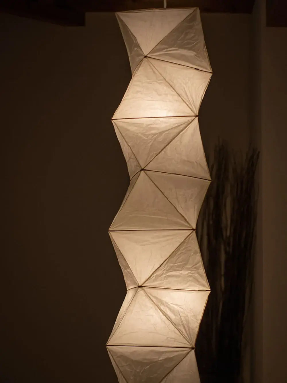 Akari L8 Pendant Light
