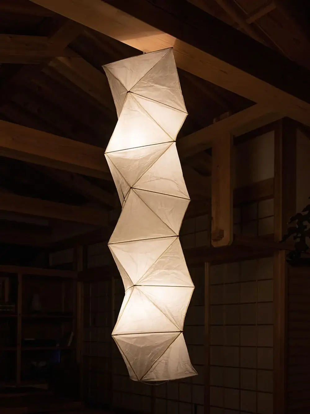 Akari L8 Pendant Light