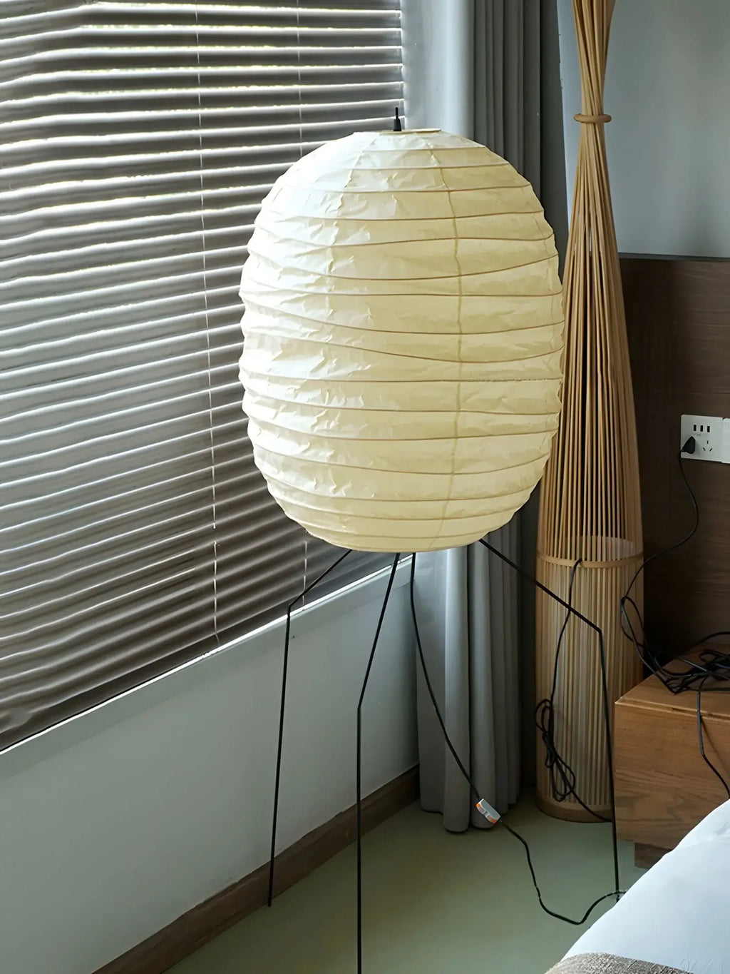 Akari UF3-DL Floor Lamp