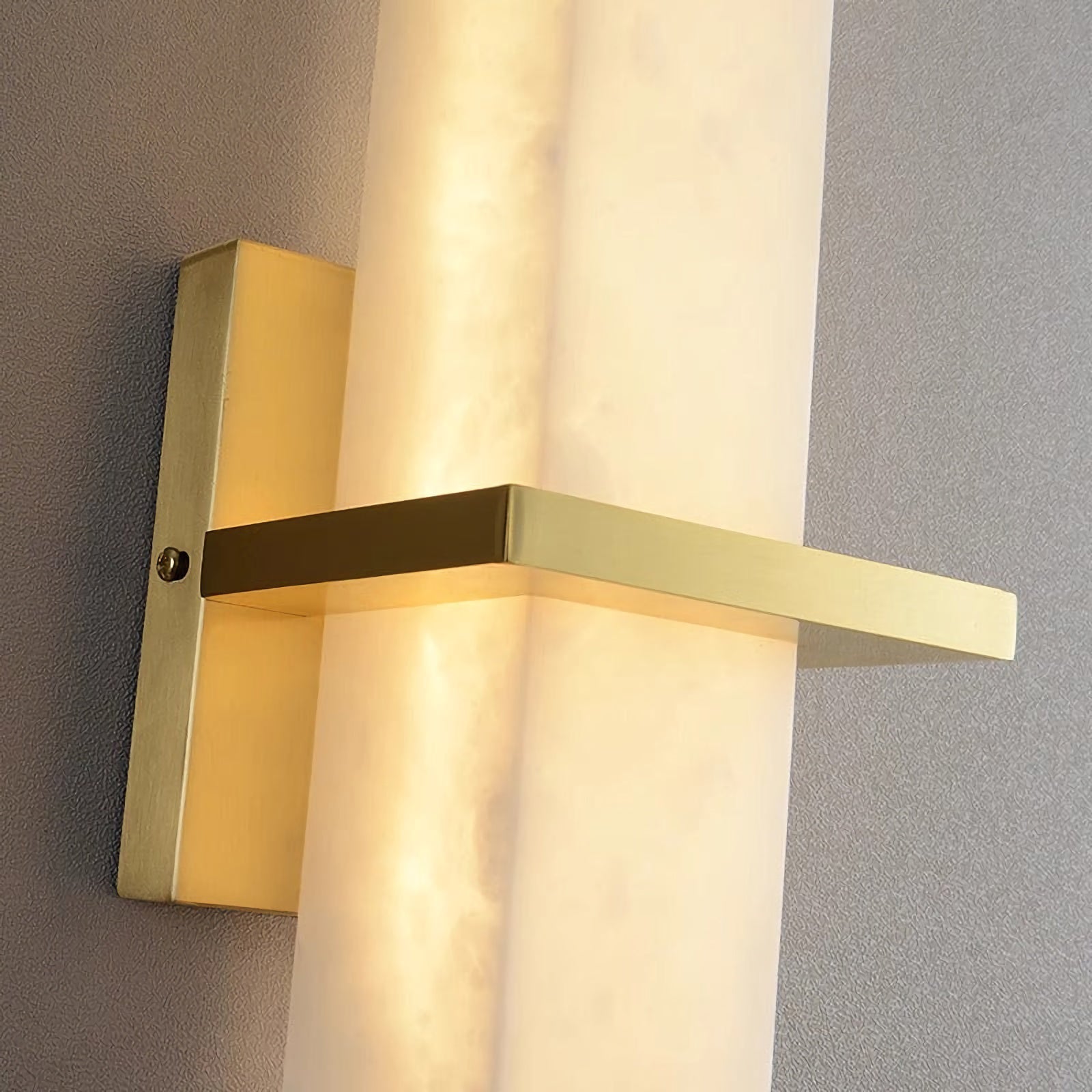 Alabaster Milan Wall Lamp