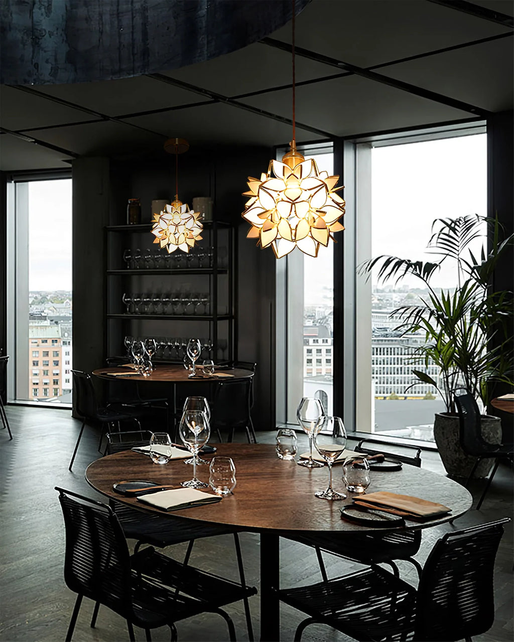 Floral Glass Pendant Lamp