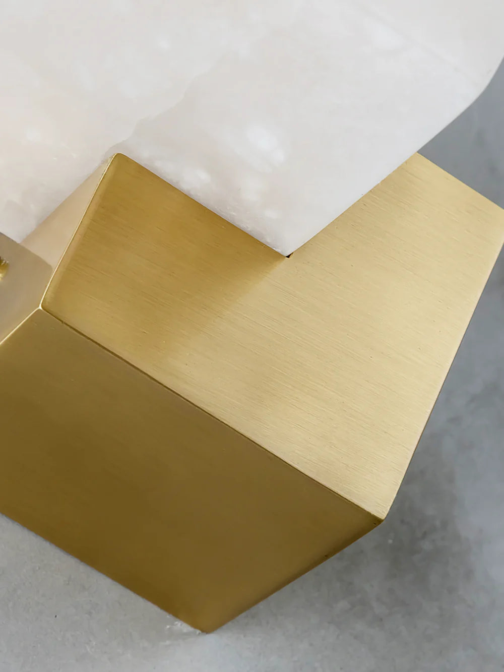 Alabaster Gatsby Wall Sconce