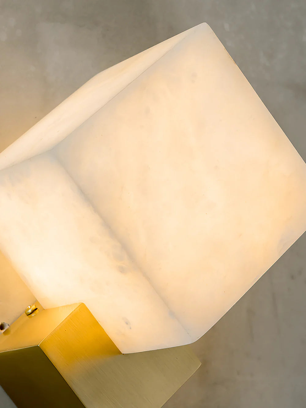 Alabaster Gatsby Wall Sconce