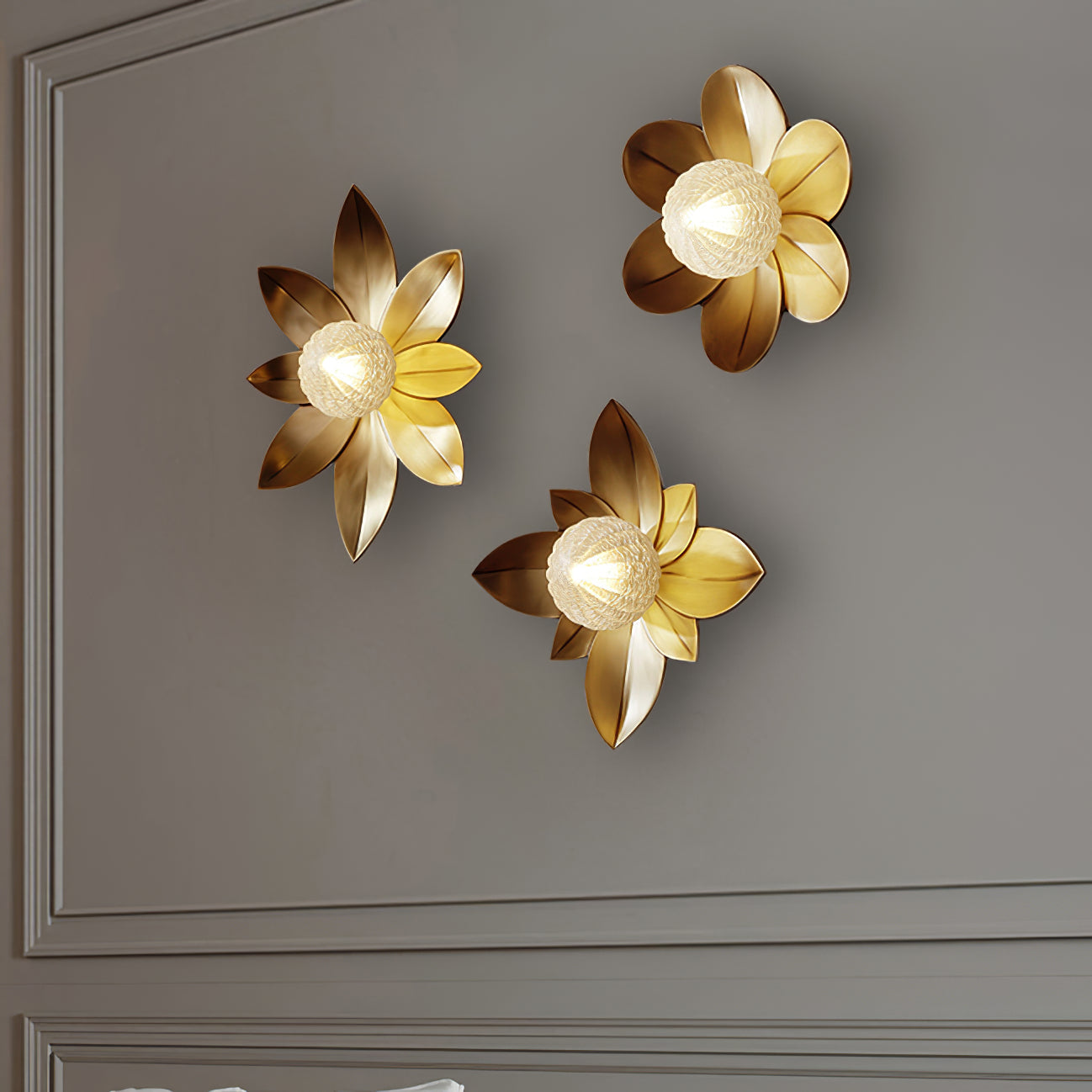 Gigi Wall Lamp