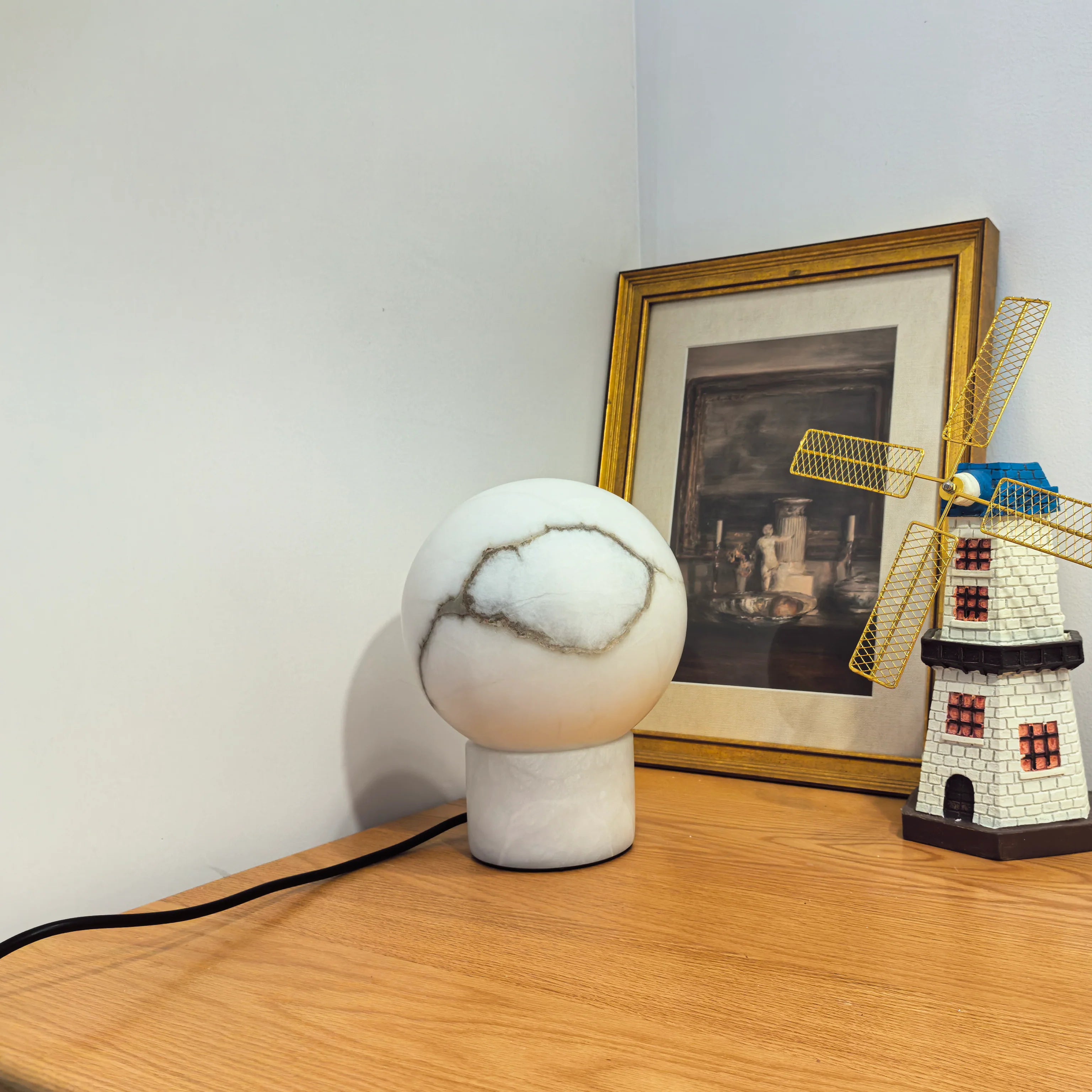 Alabaster Ball Round Table Lamp