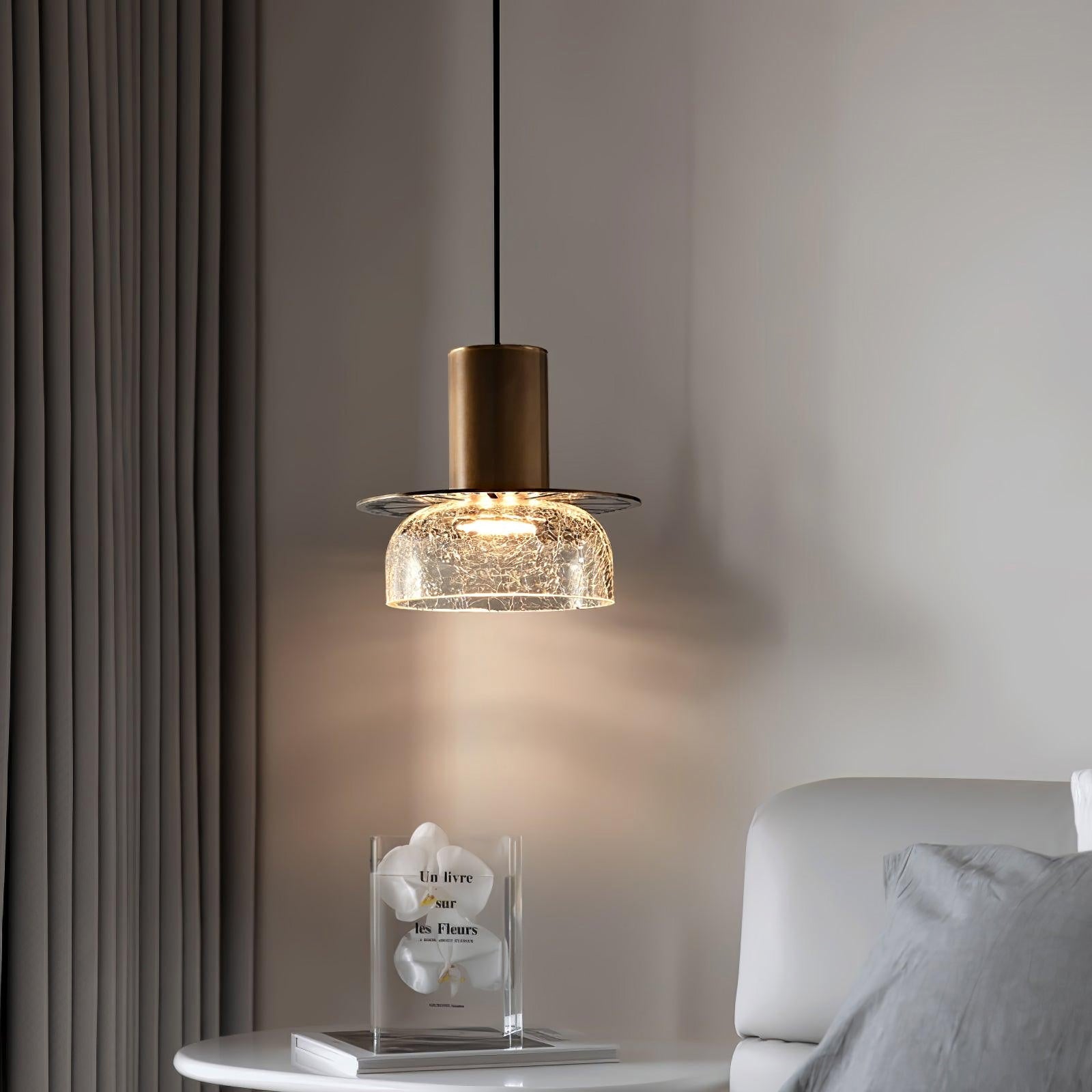Nordic Gold Crackle Glass Pendant Light