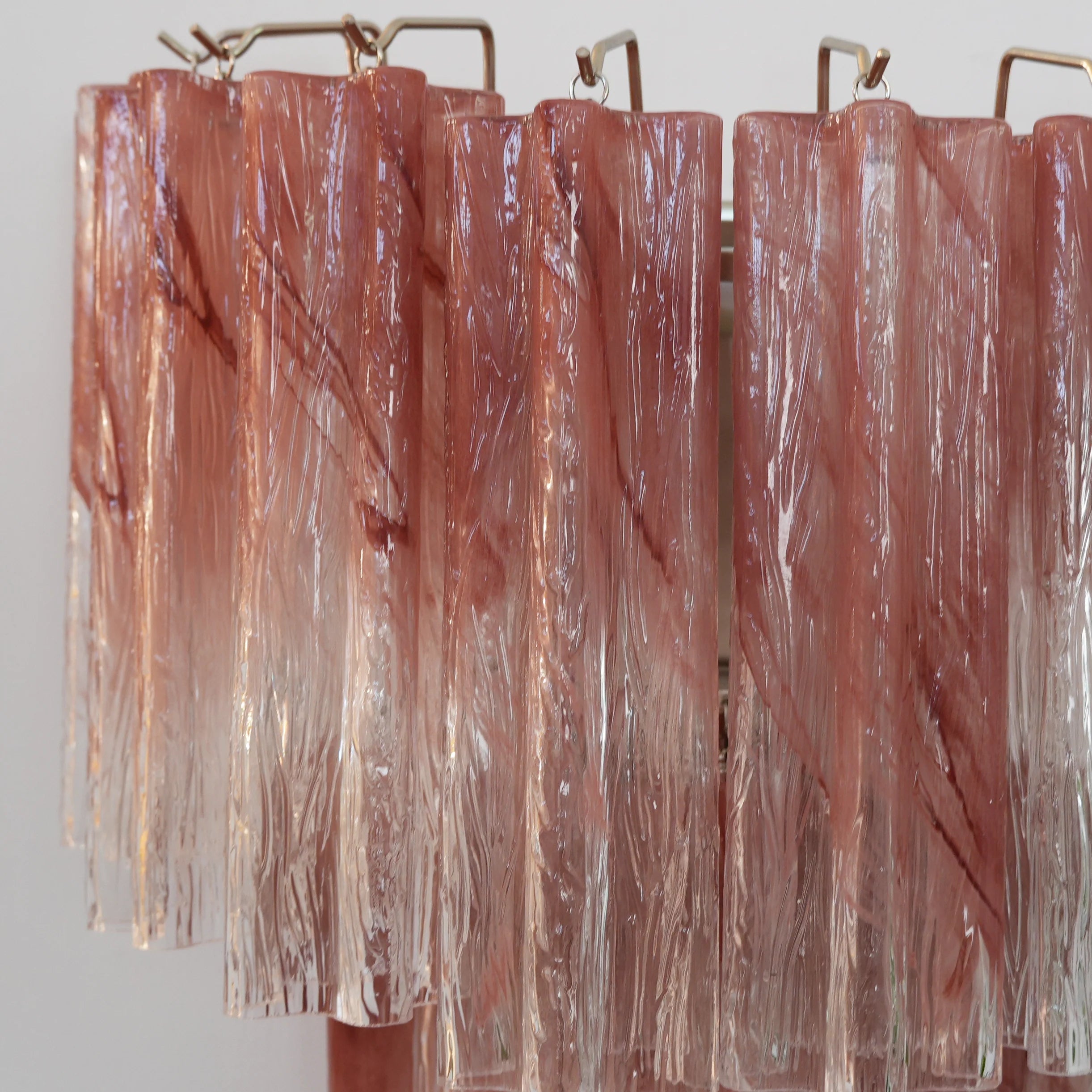 Star-Shaped Red Gradient Glass Wall Lamp