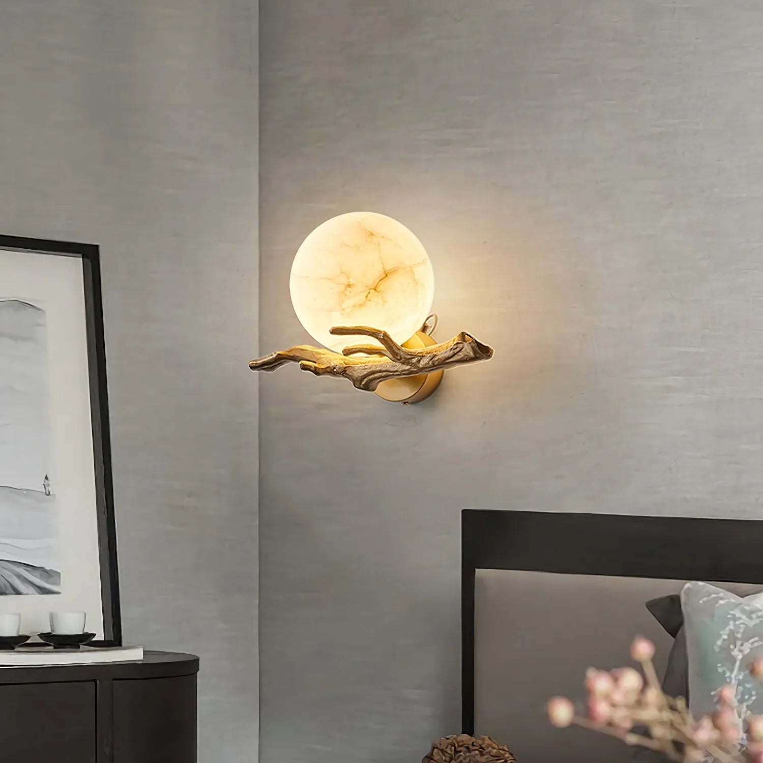 Retro Twigs Round Alabaster Wall Lamp