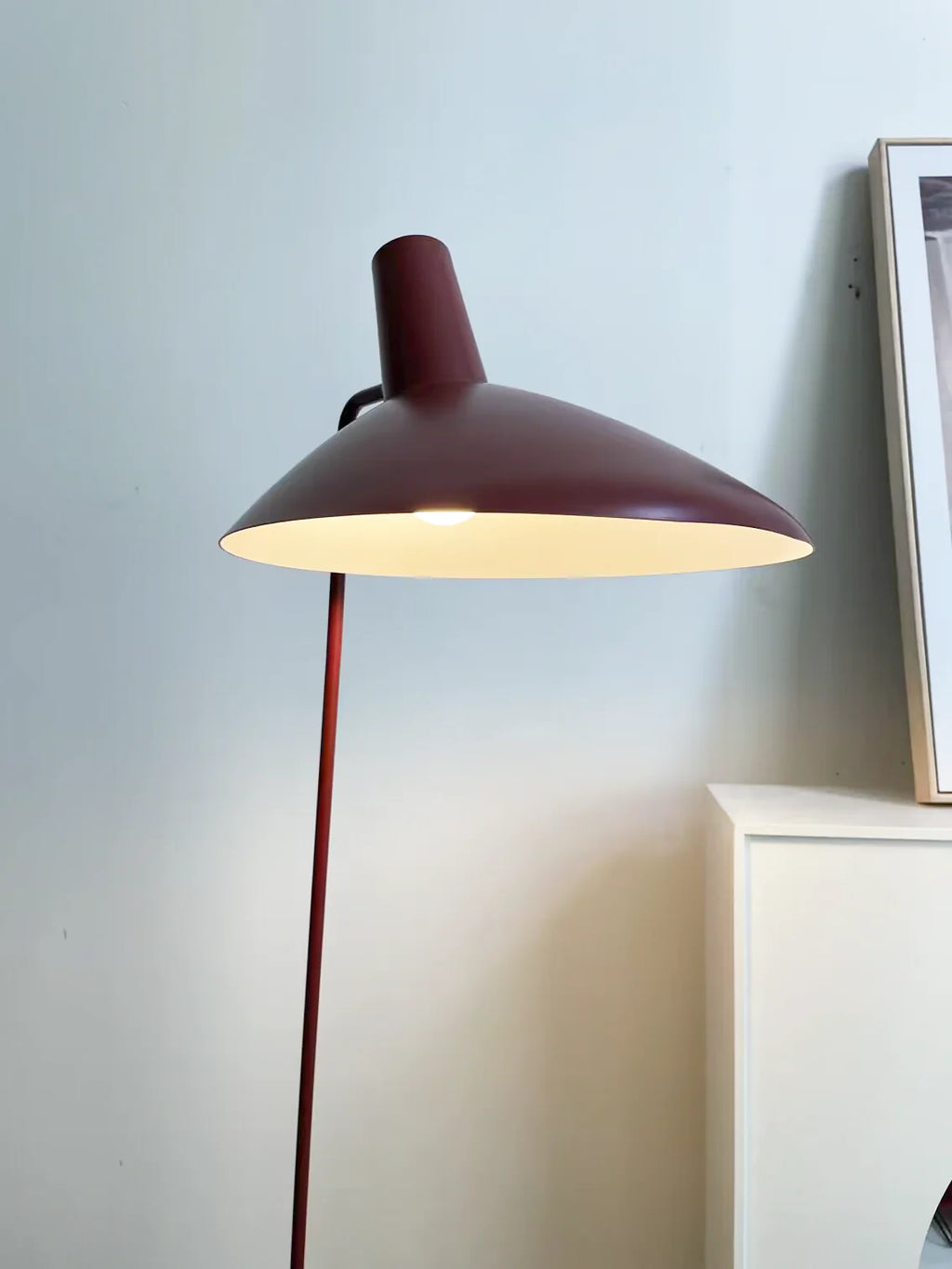 Tripod HM8 Floor Lamp
