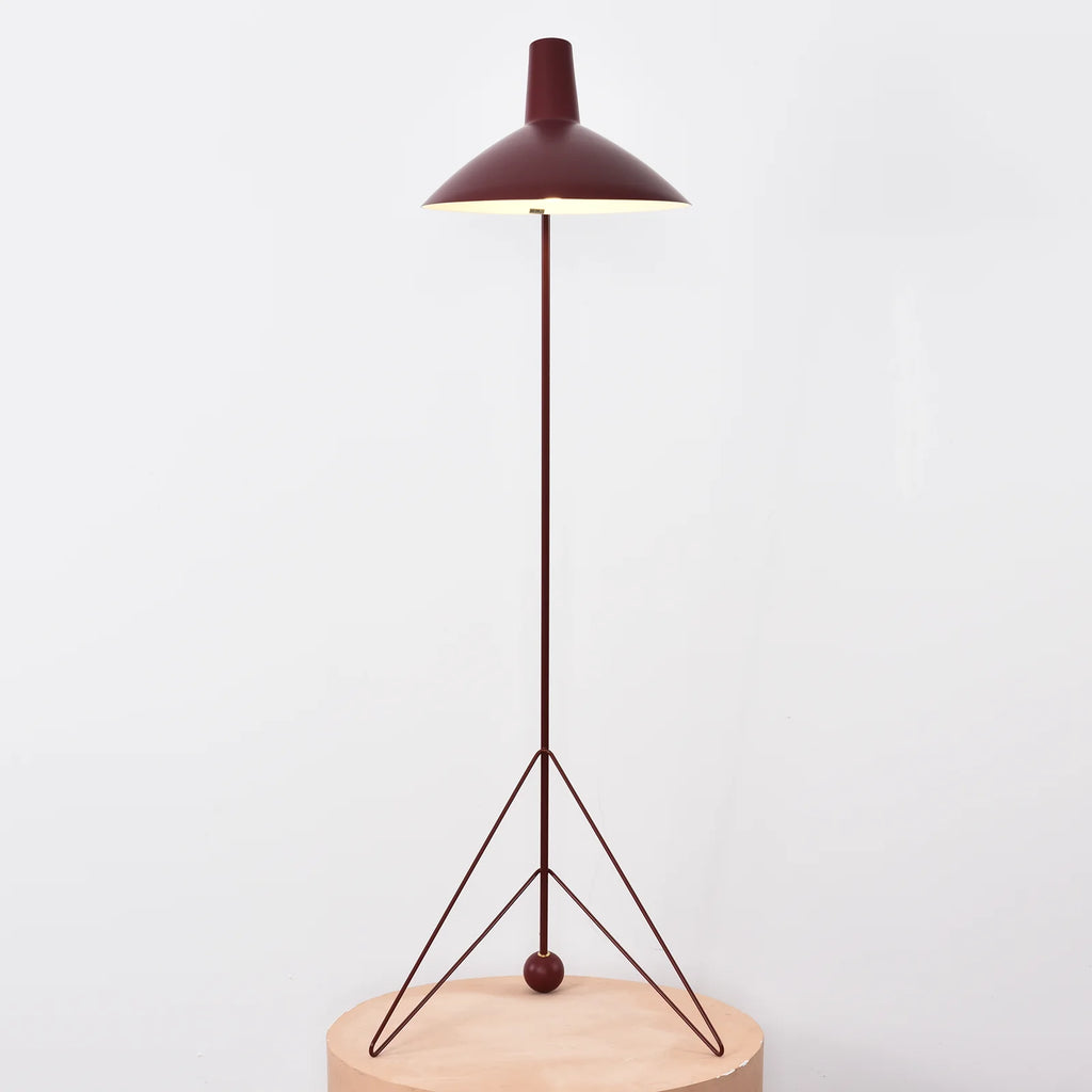 Tripod HM8 Floor Lamp