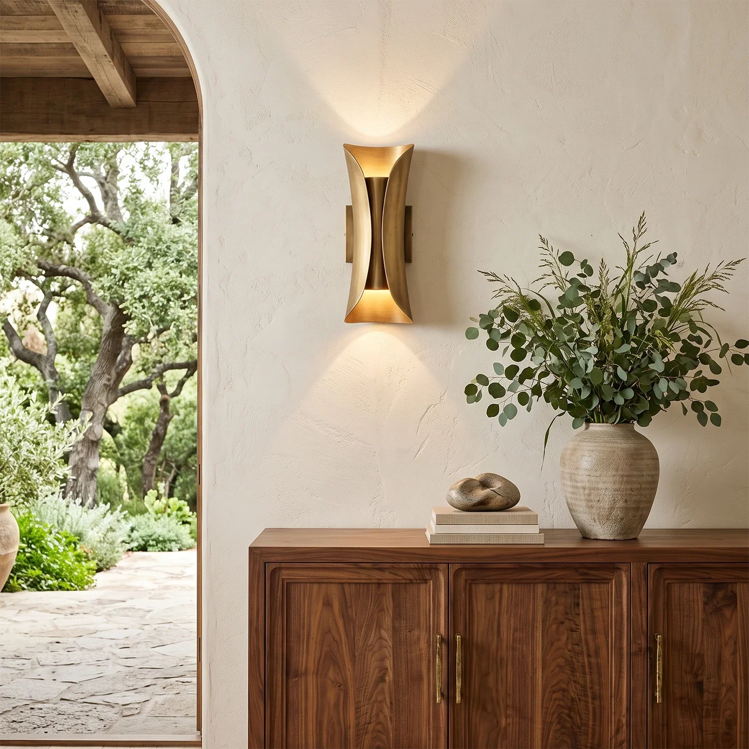 Bronze Modern Wall Lamp